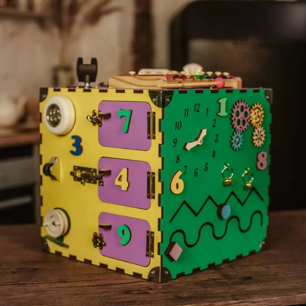 Розвиваюча іграшка Бізікуб Temple Group TG200123 30х30х30 см Різнобарвний