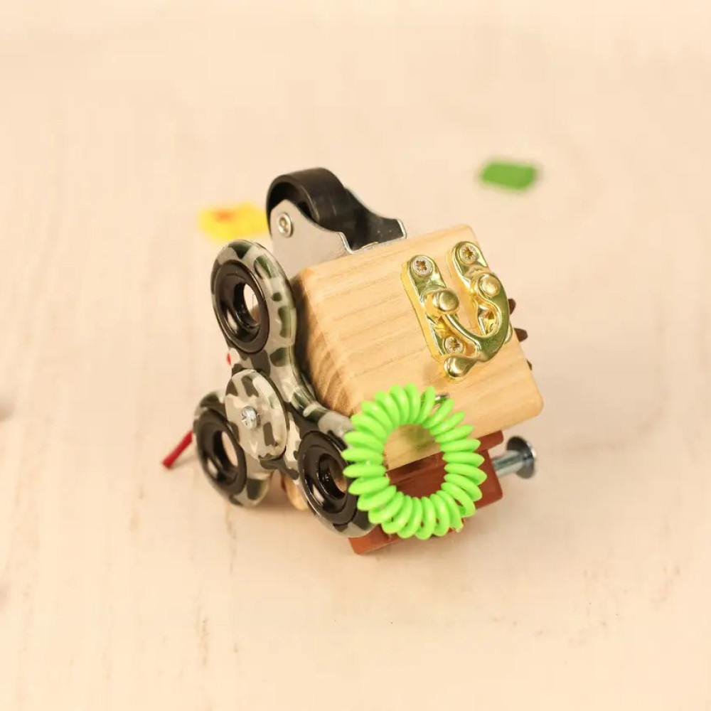 Развивающая игрушка Бизикуб "Дорожный" Temple Group TG200139 5х5х5 см