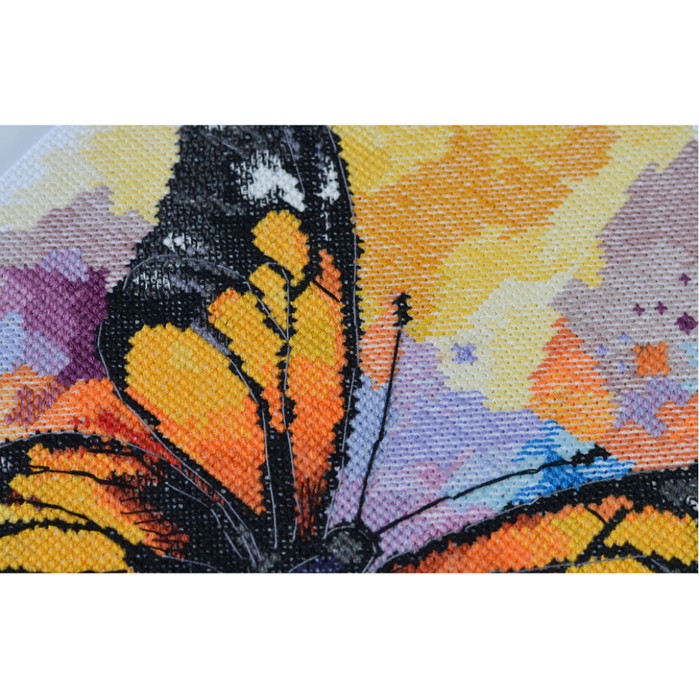 Набор для вышивки крестиком "Отблеск солнечных лучей" AH-216 22х32 см