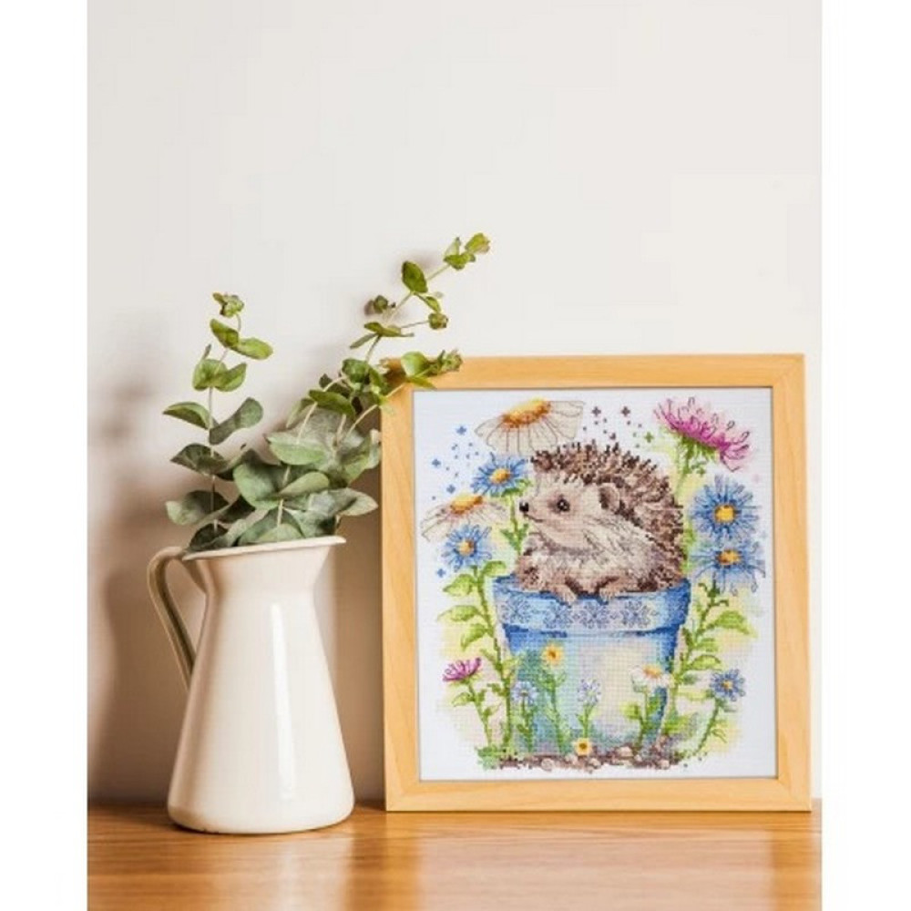 Набор для вышивания крестиком «Малый разведчик» AH-220 с пяльцами