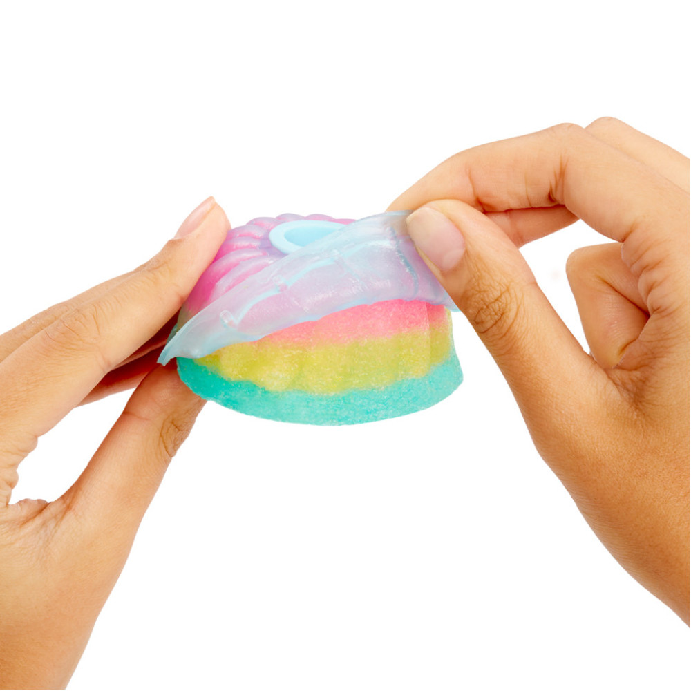 Игровой набор с куклой "Фантазируй и удивляй" L.O.L. Surprise! 593140 серии "Birthday"